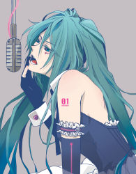 Rule 34 | 1girl, aqua eyes, aqua hair, bad id, bad pixiv id, date (toybox), elbow gloves, female focus, fingerless gloves, gloves, hatsune miku, long hair, microphone, music, open mouth, simple background, singing, solo, studio microphone, twintails, vocaloid