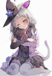 Rule 34 | 1girl, animal ears, black hat, cat, cat ears, hat, highres, hololive, miakiuehashi, murasaki shion, one eye closed, simple background, sitting, smile, solo, virtual youtuber, white hair, witch hat, yellow eyes