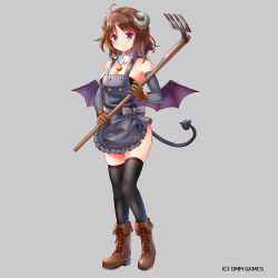 Rule 34 | 1girl, apron, bare shoulders, black thighhighs, boots, breasts, brown footwear, brown gloves, brown hair, cleavage, collar, company name, demon horns, demon tail, demon wings, detached collar, detached sleeves, dmm, full body, gloves, grey background, hoe, horns, large breasts, looking at viewer, official art, okiru, purple eyes, rebless, short hair, skindentation, smile, solo, standing, tail, thighhighs, tools, white collar, wings