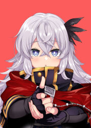 Rule 34 | 1girl, absurdres, blue eyes, bright pupils, cape, fate/grand order, fate (series), feather hair ornament, feathers, finger gun, fingerless gloves, gloves, grey hair, hair ornament, highres, long hair, red background, red cape, saika magoichi (fate), tanuki (siutkm0228), white pupils