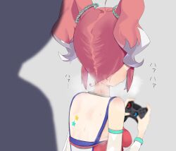 Rule 34 | 1girl, 1other, absurdres, back, blue tank top, blush, breasts, commentary request, controller, detached sleeves, from behind, game controller, grey background, highres, holding, holding controller, holding game controller, kisaki anko, nanashi inc., nape, pink hair, see-through, see-through sleeves, short hair, short twintails, small breasts, solo focus, star sticker, steaming body, sticker on back, sweat, tank top, twintails, ura- (gift bit), v ap art, virtual youtuber, white hair