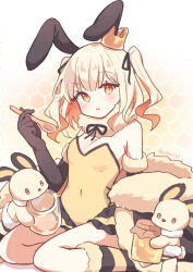 1girl animal_ears bare_shoulders black_gloves black_ribbon blonde_hair blush breasts brown_eyes closed_mouth commentary_request covered_navel crown elbow_gloves fur-trimmed_gloves fur_trim gloves hair_ribbon hand_up highres holding holding_spoon honey honeycomb_(pattern) honeycomb_background jar leotard looking_at_viewer mini_crown multicolored_hair orange_hair original playboy_bunny rabbit_ears ribbon ryoku_sui signature sitting small_breasts socks solo spoon strapless strapless_leotard striped_clothes striped_socks two-tone_hair two_side_up yellow_leotard