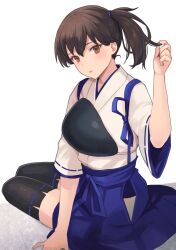 1girl black_thighhighs blue_hakama brown_eyes brown_hair closed_mouth commentary_request from_side hair_between_eyes hakama hakama_skirt highres japanese_clothes kaga_(kancolle) kantai_collection kasumi_(skchkko) kimono light_blush long_hair looking_at_viewer muneate playing_with_own_hair ribbon-trimmed_sleeves ribbon_trim side_ponytail sitting skirt solo tasuki thighhighs white_kimono