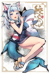 Rule 34 | 1girl, animal ears, bag, bare legs, blue eyes, blue hair, blue nails, blunt bangs, blush, cat ears, commentary, doll, fake animal ears, fins, fish tail, full body, gawr gura, gawr gura (casual), hair ornament, hairband, highres, holding, holding doll, hololive, hololive english, kemonomimi mode, legs, looking at viewer, multicolored hair, nail polish, official alternate costume, overalls, redrawn, robot cat (robotcatart), sandals, shark tail, shirt, shoulder bag, smile, solo, streaked hair, stuffed animal, stuffed shark, stuffed toy, tail, toenail polish, toenails, virtual youtuber, white hair, white shirt