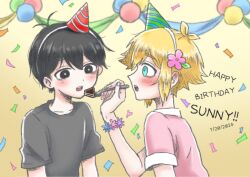 2boys balloon basil_(faraway)_(omori) basil_(omori) black_eyes black_hair black_shirt blonde_hair blue_eyes bracelet bright_pupils cake character_name collared_shirt confetti dated feeding flower_bracelet food fork germany_omori happy_birthday hat highres holding holding_fork jewelry looking_at_another male_focus multiple_boys omori open_mouth party_hat pink_shirt shirt short_hair short_sleeves sunny_(omori) t-shirt teeth upper_teeth_only white_pupils