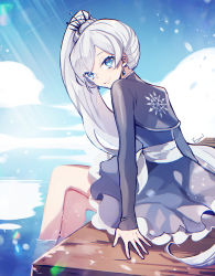 Rule 34 | 1girl, blue eyes, blue skirt, blue sky, closed mouth, cloud, day, earrings, ecru, floating hair, from side, jewelry, long hair, looking at viewer, miniskirt, outdoors, rwby, shrug (clothing), signature, silver hair, sitting, sketch, skirt, sky, smile, snowflake print, soaking feet, solo, swept bangs, very long hair, weiss schnee