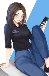 Rule 34 | 1girl, absurdres, black shirt, blue eyes, blue pants, bob cut, breasts, brown hair, cellphone, cube, highres, holding, holding phone, looking at viewer, nail polish, pants, phone, ralukiz, resolution mismatch, samsung, samsung sam, shirt, simple background, sitting, sitting on object, small breasts, smartphone, smile, solo, source smaller