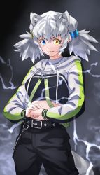 Rule 34 | 1girl, absurdres, animal ears, belt, black shorts, blue eyes, byakko (kemono friends), cat girl, closed mouth, colored inner hair, cracking knuckles, cropped hoodie, drawstring, extra ears, fist in hand, grey hair, heterochromia, highres, hood, hood down, hoodie, kemono friends, kemono friends 3, long sleeves, looking at viewer, medium hair, midriff, multicolored hair, official alternate costume, own hands together, shorts, sidelocks, smile, solo, stomach, tail, tanabe (fueisei), tiger ears, tiger girl, tiger tail, two-tone hair, two side up, white hair, yellow eyes