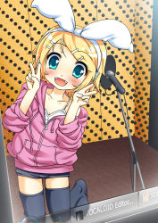 Rule 34 | 1girl, aqua eyes, blonde hair, blush, broiler, fang, female focus, hair ribbon, happy, hood, hoodie, indoors, kagamine rin, looking at viewer, microphone, open mouth, recording studio, ribbon, screen, smile, solo, star (symbol), star in eye, symbol in eye, thighhighs, v, vocaloid