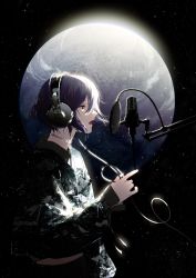 Rule 34 | 1boy, blonde hair, from side, headphones, highres, jewelry, kazari tayu, male focus, microphone, moon, moonlight, music, necklace, open mouth, original, profile, purple hair, short hair, singing, solo, sparkle, string, upper body