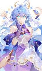 Rule 34 | 1girl, 3others, absurdres, aqua eyes, arms behind back, bare shoulders, bead bracelet, beads, bracelet, character name, dress, floating hair, gloves, halo, hand up, head wings, highres, honkai: star rail, honkai (series), jewelry, lizi (st3648), long hair, looking at viewer, multiple others, official alternate costume, parted lips, purple dress, purple gloves, purple hair, robin (honkai: star rail), smile, solo focus, standing, white background, white wings, wings