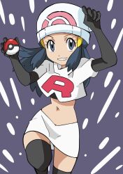 Rule 34 | 1girl, alternate costume, arm up, beanie, black footwear, black hair, boots, commentary request, cosplay, creatures (company), cropped jacket, dawn (pokemon), eyelashes, game freak, grey eyes, grin, hainchu, hand up, hat, highres, holding, holding poke ball, jacket, jessie (pokemon), jessie (pokemon) (cosplay), leg up, logo, long hair, looking at viewer, navel, nintendo, poke ball, poke ball (basic), pokemon, pokemon (anime), pokemon dppt (anime), skirt, smile, solo, team rocket, team rocket uniform, teeth, thigh boots, white hat, white jacket, white skirt