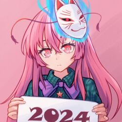 Rule 34 | 1girl, 2024, blue fire, bow, chunjiu, closed mouth, fire, fox mask, green shirt, hata no kokoro, highres, holding, holding sign, long hair, looking at viewer, mask, neck, pink background, pink eyes, pink hair, plaid, plaid shirt, purple bow, shirt, sign, simple background, star button, touhou, white mask