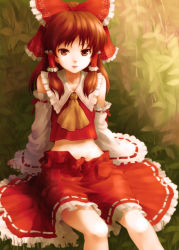 Rule 34 | 1girl, arm support, ascot, bad id, bad pixiv id, bow, brown eyes, brown hair, detached sleeves, face, female focus, frills, grass, hair bow, hakurei reimu, japanese clothes, lips, midriff, miko, nagian, navel, no panties, short hair, sitting, solo, touhou