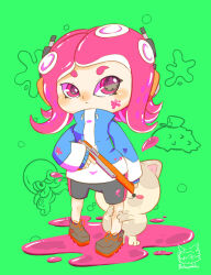 Rule 34 | 1girl, black shorts, blue jacket, butapoko, c.q. cumber (splatoon), cat, closed mouth, full body, green background, grey shirt, gun, headset, highres, holding, holding gun, holding weapon, ink, ink on face, jacket, li&#039;l judd (splatoon), mixed-language commentary, nes zapper, nintendo, octoling, octoling girl, octoling player character, pink eyes, pink hair, shirt, shorts, splatoon (series), star (symbol), star in eye, suction cups, symbol in eye, tentacle hair, weapon