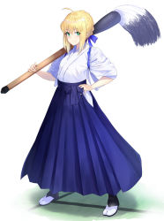 Rule 34 | 1girl, absurdres, ahoge, alternate costume, artoria pendragon (all), artoria pendragon (fate), blonde hair, blue hakama, blue ribbon, braid, closed mouth, commentary request, fate/stay night, fate (series), full body, green eyes, hair ribbon, hakama, hakama skirt, hand on own hip, highres, holding, huge filesize, japanese clothes, kimono, looking at viewer, m.tokotsu, oversized object, paintbrush, ribbon, saber (fate), shinai, short hair, skirt, smile, socks, solo, standing, sword, weapon, white socks