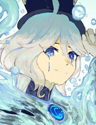 Rule 34 | 1girl, ahoge, blue eyes, blue hat, commentary, crying, crying with eyes open, furina (genshin impact), genshin impact, hat, highres, looking at viewer, short hair, smile, solo, tears, top hat, water, white hair, yellow glasses (odivichno)