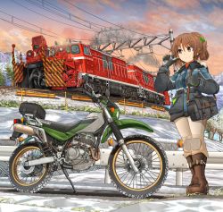 Rule 34 | 1girl, absurdres, bag, blue sky, boots, brown eyes, brown footwear, brown hair, carrying, closed mouth, coat, commentary request, dawn, full body, gloves, gradient sky, green ribbon, grey coat, grey gloves, hair ribbon, hand in own hair, highres, huge filesize, kawasaki, kawasaki kl250g, knee pads, locomotive, logo, long sleeves, looking to the side, medium hair, mikeran (mikelan), motor vehicle, motorcycle, orange sky, original, outdoors, pants, partial commentary, ponytail, railing, ribbon, satchel, sky, smile, snow, solo, standing, white pants