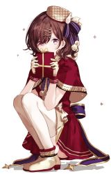 Rule 34 | 1girl, absurdres, box, brown hair, capelet, dress, full body, gift, gift box, gloves, hair ornament, hair ribbon, hairclip, hat, highres, higuchi madoka, idolmaster, idolmaster shiny colors, looking at viewer, migolu, mini hat, mole, mole under eye, purple eyes, red dress, ribbon, short dress, short hair, solo, squatting, thighhighs, white background, white gloves, white thighhighs