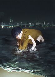 Rule 34 | 1boy, 1other, absurdres, ambiguous gender, asphyxiation, beach, black hair, blank stare, bowl cut, city lights, closed mouth, drowning, empty eyes, expressionless, hand on another&#039;s arm, highres, hood, hood down, hooded coat, kneeling, long sleeves, looking at viewer, murder, night, original, outdoors, partially submerged, riroi (rntr ll), shirt, short hair, skyline, strangling, struggling, t-shirt, wading, water, white shirt, yellow eyes, yellow raincoat