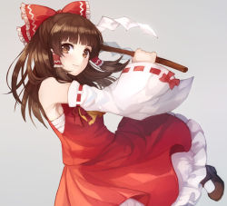 Rule 34 | 1girl, bow, brown hair, commentary request, detached sleeves, gohei, grey background, hair bow, hair tubes, hakurei reimu, jurge, long hair, red bow, sarashi, simple background, solo, touhou