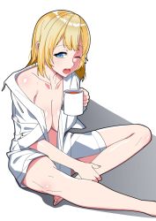 Rule 34 | 1girl, bare legs, bare shoulders, barefoot, blonde hair, blue eyes, breasts, cleavage, collarbone, cup, foot out of frame, handsofmidaz, highres, holding, holding cup, holding leg, hololive, hololive english, medium breasts, medium hair, off shoulder, one eye closed, open clothes, open mouth, robe, simple background, sitting, solo, virtual youtuber, watson amelia, white robe