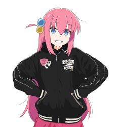 Rule 34 | 1girl, black jacket, blue eyes, bocchi the rock!, closed mouth, cube hair ornament, gotoh hitori, grin, hair between eyes, hair ornament, hands in pockets, highres, jacket, long hair, looking at viewer, nekoko samurai, one side up, pink hair, simple background, smile, solo, standing, teeth, white background
