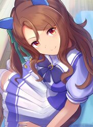 Rule 34 | 1girl, animal ears, brown hair, couch, ear covers, hair between eyes, highres, horse ears, horse girl, horse tail, houton tamago, king halo (umamusume), looking at viewer, on couch, pleated skirt, puffy short sleeves, puffy sleeves, red eyes, school uniform, short sleeves, sitting, skirt, smile, solo, tail, thighhighs, tracen school uniform, umamusume, wavy hair, white thighhighs