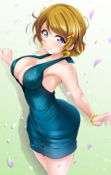 Rule 34 | 1girl, ass, bare shoulders, blue dress, bracelet, breasts, brown hair, cleavage, clenched hand, dress, earrings, hair ornament, hairclip, highres, jewelry, kirisaki reina, koizumi hanayo, large breasts, looking at viewer, love live!, love live! school idol project, petals, purple eyes, short dress, short hair, sleeveless, sleeveless dress, solo