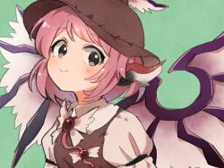 Rule 34 | 1girl, animal ears, black eyes, brown dress, brown hat, commentary request, dress, green background, hat, looking at viewer, mystia lorelei, pink hair, sasa kichi, shirt, short hair, smile, solo, touhou, upper body, white shirt, wings