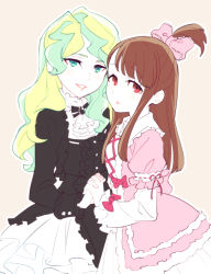Rule 34 | 2girls, blonde hair, blue eyes, bokujoukun, bow, brown hair, diana cavendish, flower, green hair, grin, hair flower, hair ornament, holding hands, interlocked fingers, kagari atsuko, layered sleeves, little witch academia, lolita fashion, long hair, long sleeves, looking at viewer, multicolored hair, multiple girls, one side up, pink flower, red bow, red eyes, short over long sleeves, short sleeves, simple background, sketch, skirt, smile, standing, two-tone hair, white background, white skirt, white sleeves