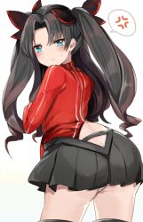 Rule 34 | 10s, 1girl, annoyed, ass, black hair, blush, fate/extra, fate/stay night, fate (series), green eyes, hair ribbon, huge ass, long hair, looking at viewer, looking back, ribbon, simple background, skirt, solo, standing, sweat, thighhighs, tohsaka rin, toi (toiot)