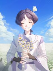 Rule 34 | 1boy, black gloves, blue sky, blunt ends, bouquet, bow, bug, butterfly, chabi009, closed eyes, cloud, cloudy sky, daisy, detached sleeves, field, flower, flower field, genshin impact, gloves, grin, happy, highres, holding, holding bouquet, insect, japanese clothes, jewelry, kimono, layered shirt, layered sleeves, long sleeves, mandarin collar, pants, parted bangs, partially fingerless gloves, purple bow, purple hair, purple sash, purple shirt, ring, sash, scaramouche (genshin impact), scaramouche (kabukimono) (genshin impact), shirt, short hair, sky, smile, solo, string, teeth, white pants, white shirt, wide sleeves