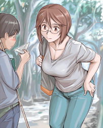 Rule 34 | 00s, 1boy, 1girl, bag, bespectacled, breasts, brown eyes, brown hair, casual, cleavage, forest, glasses, hand on own hip, handbag, hip focus, large breasts, leaning forward, nature, aged up, rozen maiden, short hair, smile, souseiseki, tsuda nanafushi