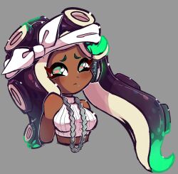 Rule 34 | 1girl, absurdres, blush, bow, bow hairband, breasts, cephalopod eyes, commentary, crop top, cropped arms, cropped torso, dark-skinned female, dark skin, eyelashes, furrowed brow, gradient hair, green eyes, green hair, grey background, hair bow, hairband, highres, jewelry, large breasts, long hair, marina (splatoon), multicolored hair, necklace, nin10ja, nintendo, octoling, open mouth, purple hair, red pupils, simple background, solo, splatoon (series), splatoon 2, tentacle hair, two-tone hair, upper body, white bow, white hairband