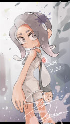 Rule 34 | 1girl, 2024, :o, agent 8 (splatoon), arms at sides, artist name, bare shoulders, black border, blush, bodysuit, border, choker, commentary request, dated, feet out of frame, fish, from behind, gradient hair, grey eyes, grey hair, hidaka0128, highres, ink tank (splatoon), letterboxed, looking at viewer, looking back, multicolored hair, nintendo, octoling, octoling girl, octoling player character, outside border, parted lips, sleeveless, sleeveless bodysuit, solo, splatoon (series), splatoon 3, splatoon 3: side order, splatter, standing, suction cups, tentacle hair, two-tone hair, watermark, white bodysuit, white choker, white hair