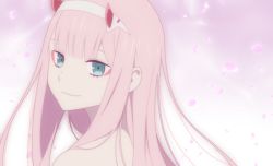Rule 34 | 10s, 1girl, aqua eyes, bare shoulders, darling in the franxx, from behind, hairband, horns, maiko (mimi), petals, pink hair, smile, solo, white hairband, zero two (darling in the franxx)