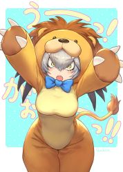 Rule 34 | !, &gt;:o, 10s, 1girl, :o, animal costume, artist name, blue bow, blush, bow, bowtie, breasts, claws, eyelashes, guchico, hair between eyes, half-closed eyes, head wings, highres, hip focus, kemono friends, kemono friends pavilion, lion costume, open mouth, shoebill (kemono friends), silver hair, solo, tail, text focus, v-shaped eyebrows, wide hips, wings, yellow eyes