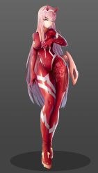Rule 34 | 10s, 1girl, bodysuit, breasts, curvy, darling in the franxx, formal, full body, green eyes, grey background, highres, horns, long hair, looking at viewer, medium breasts, pink hair, red suit, simple background, skin tight, smile, solo, standing, suggestive fluid, suit, wide hips, zero two (darling in the franxx), zhongji renxing zi zou xian danhuang