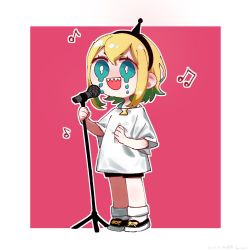 Rule 34 | 1girl, :d, amano pikamee, black footwear, black shorts, blonde hair, blue hair, border, commentary request, crying, dated, english text, green eyes, hand on own chest, highres, holding, holding microphone stand, microphone, microphone stand, multicolored hair, music, musical note, open mouth, pink background, sharp teeth, shirt, shoes, shorts, simple background, singing, smile, solo, takei ( 125tktt), teeth, two-tone hair, virtual youtuber, voms, white border, white shirt