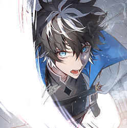 Rule 34 | 1boy, armor, black hair, blue cloak, blue eyes, charlemagne (fate), cloak, commentary request, face, fate/extella, fate/extella link, fate/extra, fate/grand order, fate (series), from above, high collar, highres, knight, light particles, looking at viewer, male focus, multicolored hair, open mouth, short hair, signature, solo, two-tone hair, wago, white cloak, white hair