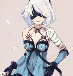 Rule 34 | 2b (nier:automata), bandaged arm, bandages, black blindfold, blindfold, blue dress, breasts, cosplay, covered eyes, dress, facing viewer, gloves, holding, holding sword, holding weapon, kaine (nier), kaine (nier) (cosplay), malt 40, mole, mole under mouth, nier, nier:automata, nier (series), parted lips, short hair, small breasts, sword, upper body, weapon, white hair