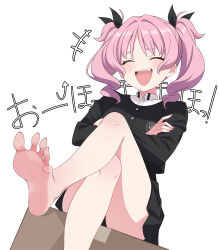 1girl absurdres barefoot blush closed_eyes crossed_arms crossed_legs feet highres laughing long_hair open_mouth original pink_hair soles toes toxic_pter translation_request twintails