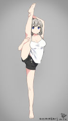 Rule 34 | 1girl, barefoot, black shorts, closed mouth, commentary, dated, expressionless, full body, grey background, grey hair, gymnastics, hand on own leg, hashtag, highres, holding own foot, kizuna akari, looking at viewer, medium hair, shirt, shorts, signature, solo, spaghetti strap, split, standing, standing on one leg, standing split, voiceroid, white shirt, yamada sakura