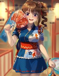 Rule 34 | 1girl, ahoge, animal print, blue kimono, blurry, blurry background, brown hair, commentary, cowboy shot, depth of field, drill hair, english commentary, fish print, hair ribbon, hand fan, highres, holding, holding fan, idolmaster, idolmaster million live!, japanese clothes, kamille (vcx68), kimono, kinchaku, looking at viewer, mixed-language commentary, open mouth, paper fan, pouch, purple eyes, red ribbon, red sash, ribbon, sash, short hair, short kimono, short sleeves, side drill, side ponytail, smile, solo, standing, summer festival, water balloon, water yoyo, yokoyama nao