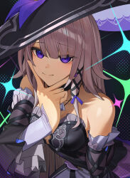 1girl ascot bare_shoulders black_dress black_sleeves breasts closed_mouth collarbone commentary detached_sleeves dress hair_ribbon hand_on_own_face herta_(honkai:_star_rail) highres honkai:_star_rail honkai_(series) jewelry large_hat leaning_forward long_hair looking_at_viewer medium_breasts narut_(gurenarut) necklace purple_eyes purple_ribbon ribbon smile solo the_herta_(honkai:_star_rail) upper_body white_ascot