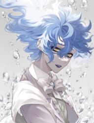 Rule 34 | 1boy, blue eyeshadow, blue hair, blue lips, bow, bowtie, brooch, bubble, chaonkun0303, collared shirt, eyeshadow, floating hair, gem, grey background, grey vest, hair between eyes, highres, idia shroud, jacket, jewelry, long hair, looking at viewer, makeup, male focus, parted lips, sash, shirt, simple background, solo, traditional bowtie, twisted wonderland, underwater, upper body, vest, white bow, white bowtie, white gemstone, white jacket, white sash, white shirt, wing collar, yellow eyes