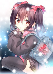 Rule 34 | 10s, 1girl, bag, black hair, blush, heart, long sleeves, looking at viewer, love live!, love live! school idol project, red eyes, ribbon, scarf, school bag, short hair, skirt, snow, solo, squatting, thighhighs, twintails, valentine, yadapot, yazawa nico
