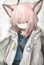 1girl :o ahoge animal_ear_fluff animal_ears arknights black_choker blue_dress blue_eyes choker commentary_request dress fox_ears hair_between_eyes highres jacket long_sleeves looking_at_viewer material_growth open_clothes open_jacket oripathy_lesion_(arknights) parted_lips piennamekuzi pink_hair puffy_long_sleeves puffy_sleeves solo sussurro_(arknights) white_jacket