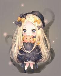 Rule 34 | 1girl, abigail williams (fate), black background, black bow, black hat, blonde hair, blush, bow, brown eyes, catbell, chibi, fate/grand order, fate (series), furrowed brow, hair bow, hat, highres, long hair, orange bow, parted bangs, polka dot, polka dot bow, sleeves past fingers, sleeves past wrists, solo, standing, stuffed animal, stuffed toy, teddy bear, tentacles, very long hair